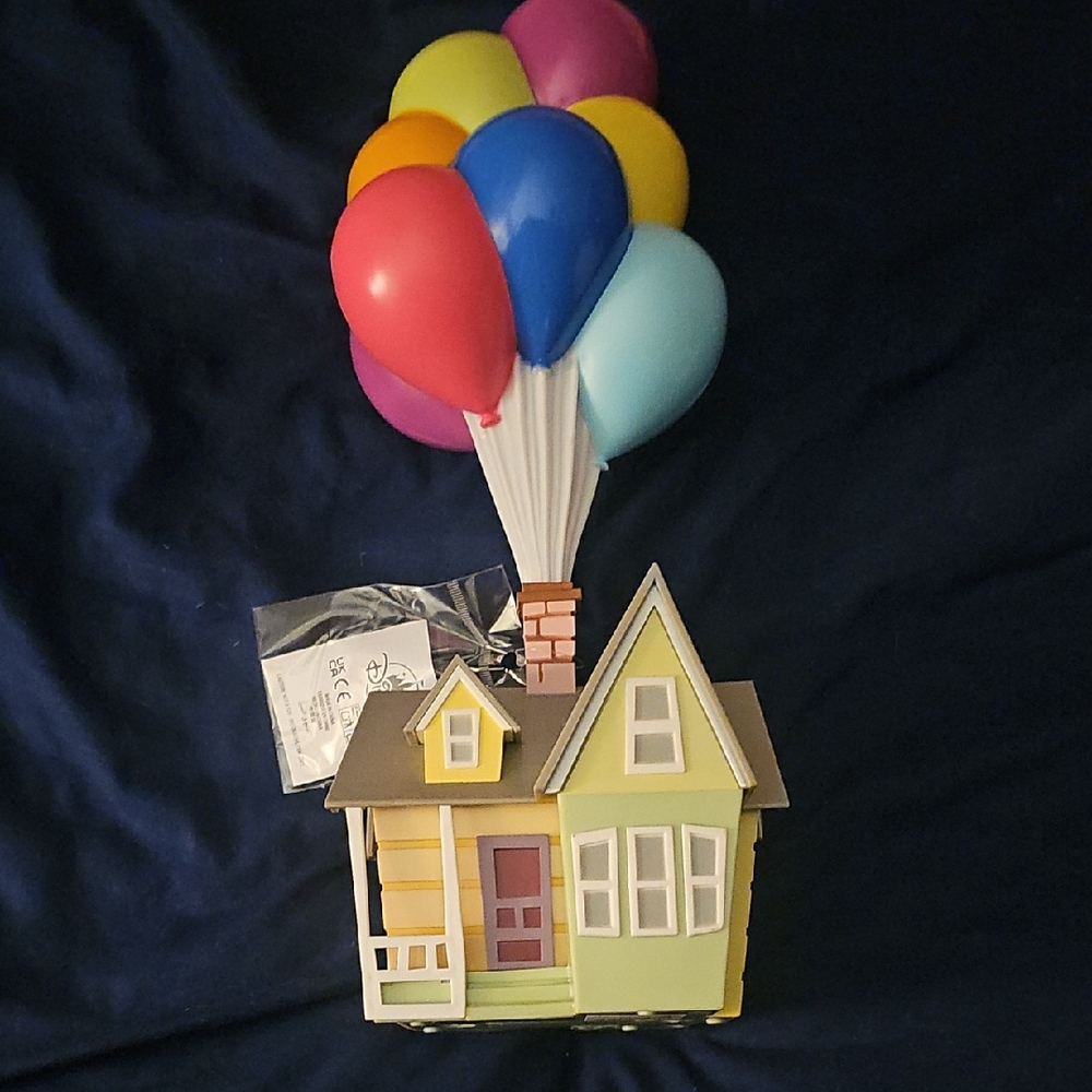 UP House Nightlight/ Lamp
